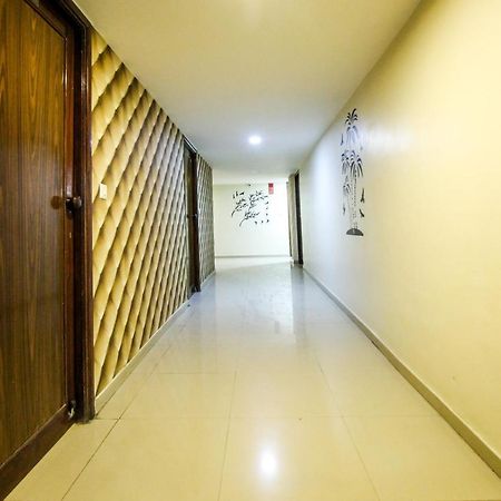 Hotel Seven Ahmedabad Esterno foto