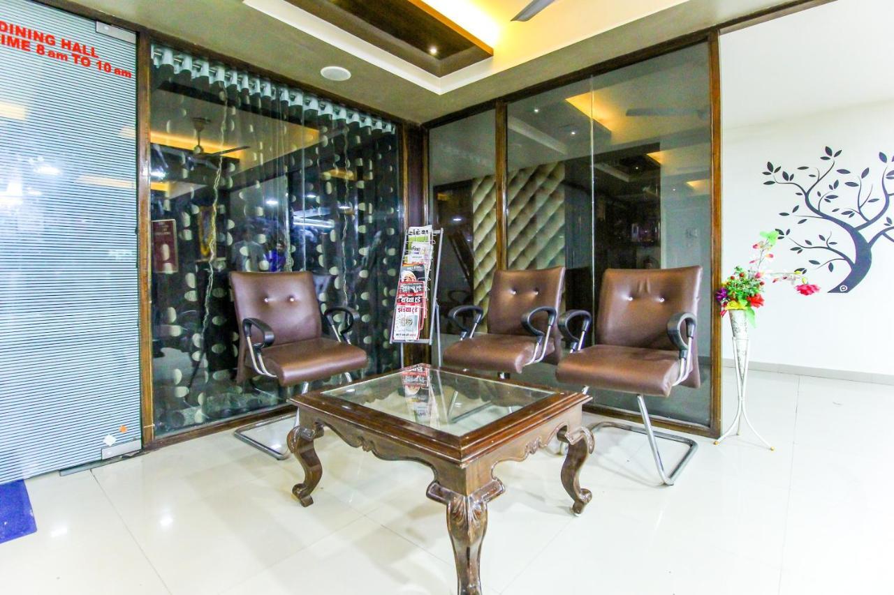 Hotel Seven Ahmedabad Esterno foto
